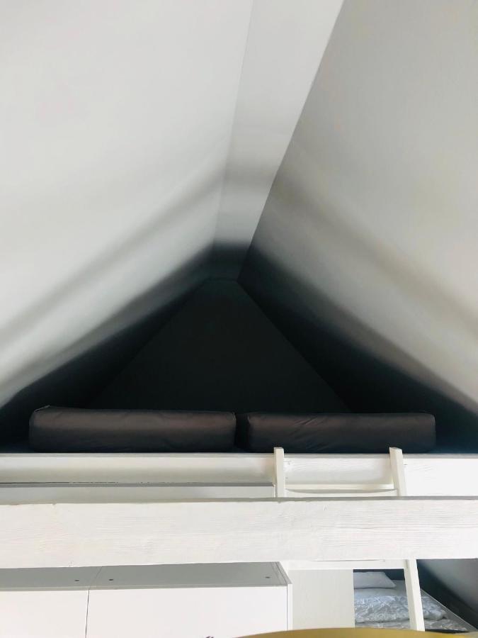 Riverview Loft In Central ヘルツォーゲンアウラッハ エクステリア 写真